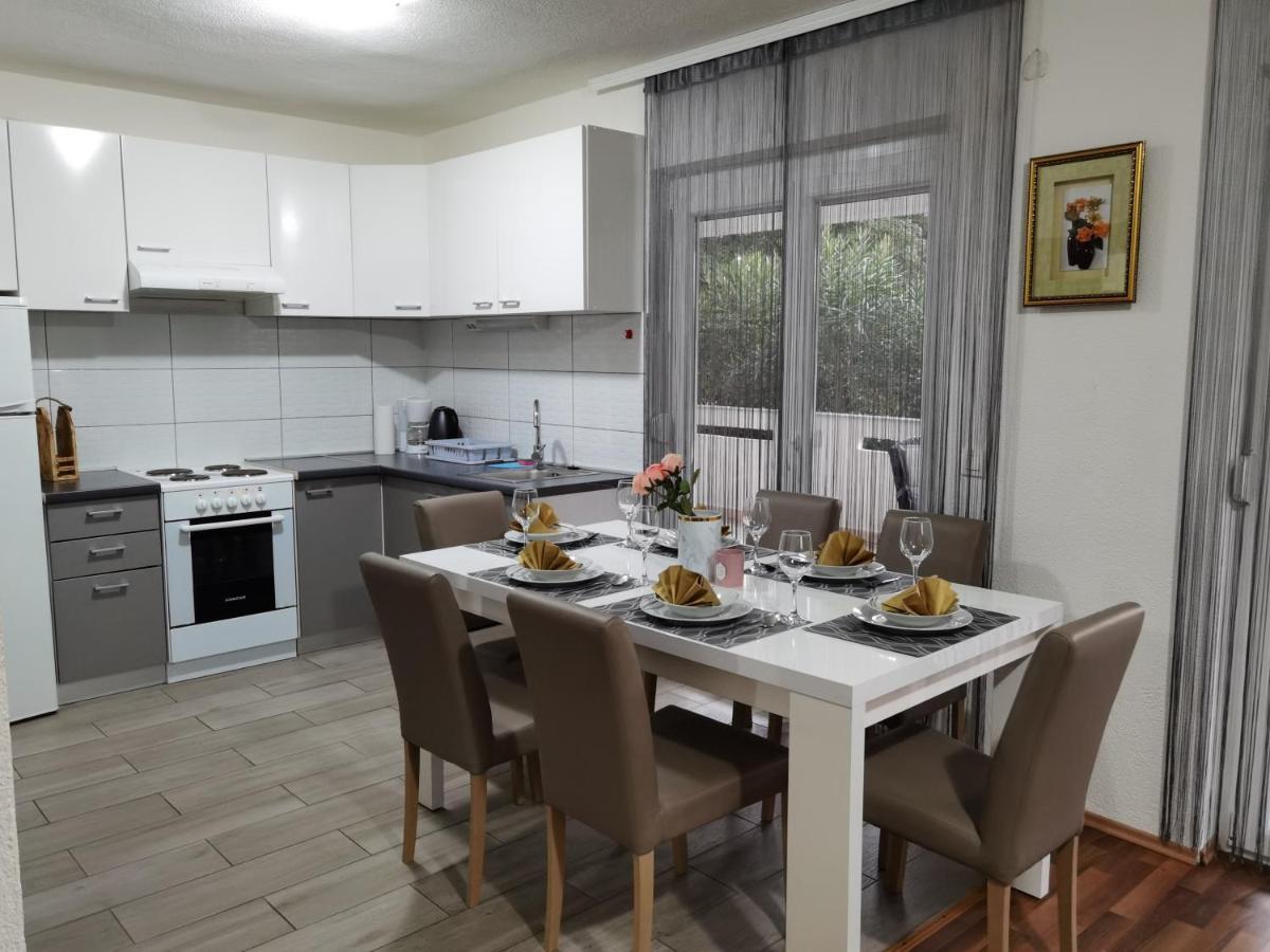 Apartments Beciri Sveti Vid-Miholjice Esterno foto