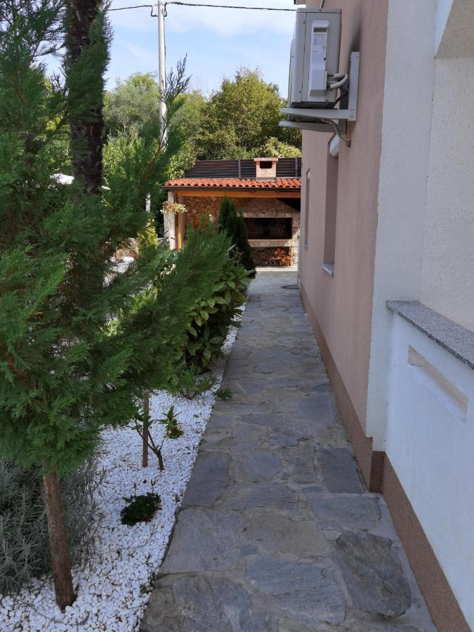 Apartments Beciri Sveti Vid-Miholjice Esterno foto